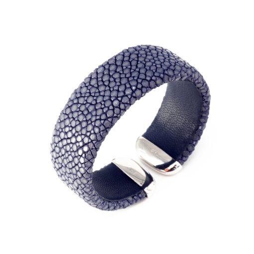 Cuff in stingray 20 mm with rhodium-plated 925 silver tips