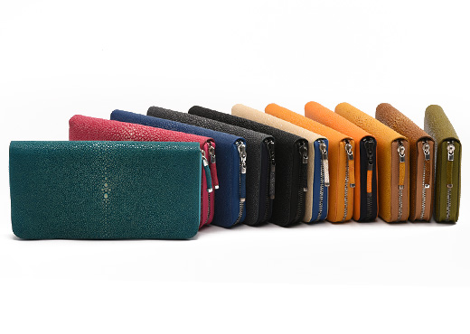 Pochette en galuchat poli 6 pochettes zip en galuchat 3