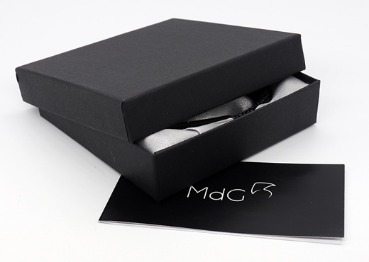 Bracelet bande 12 mm en galuchat 9 boite mdg presentation qualite