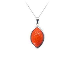 pendentif galuchat argent forme feuille orange