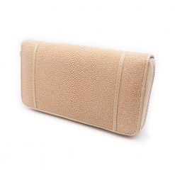 portefeuille long galuchat brut vanille 2.jpg