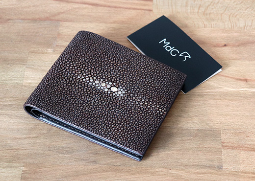 mdg signature stingray wallet chocolate 2021 5