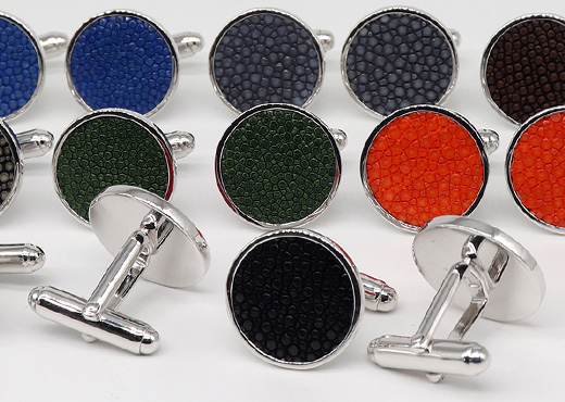 Boutons de manchette en argent et galuchat couleur turquoise 7 boutons de manchette galuchat argent 3