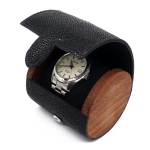 etui de voyage montre luxe cuir galuchat 3