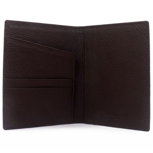 Passport holder in chocolate stingray - Image 2