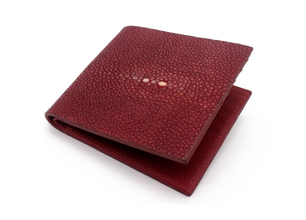 Wallet in stingray MdG raspberry color 11 portefeuille galuchat signature mdg framboise 2022 3
