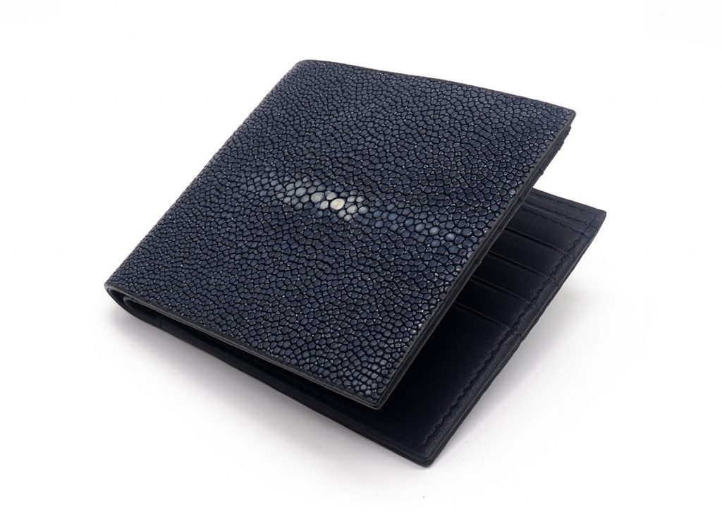 portefeuille galuchat signature mdg navy 2022 3