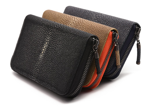 mini pochette zip en galuchat 6