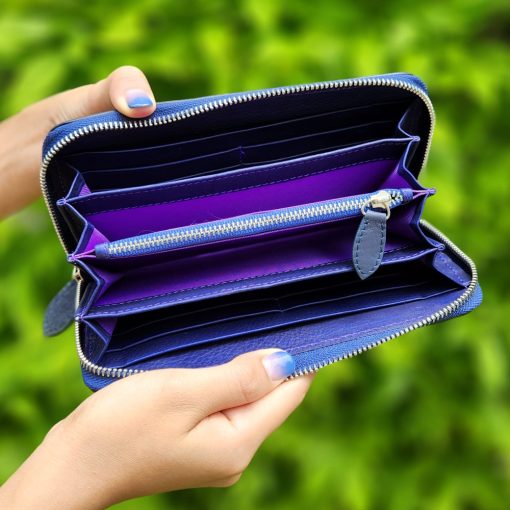 Long wallet with zip closure in stingray, Saphir color - Image 4