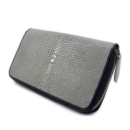 Long wallet with zip closure in stingray, Steel color