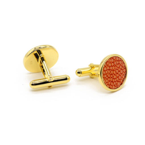 Cufflinks in 18k gold-plated silver and tangerine color stingray - Image 2